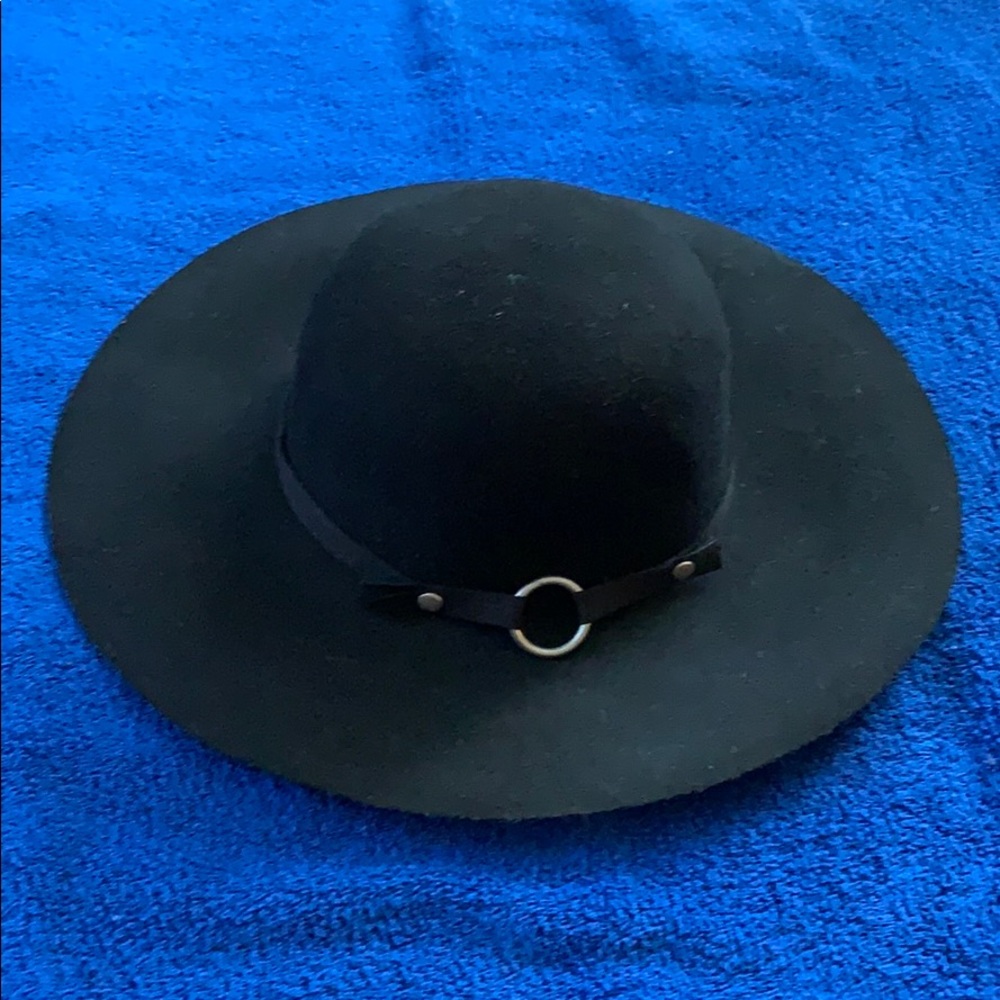 Hat - Picture 6 of 6